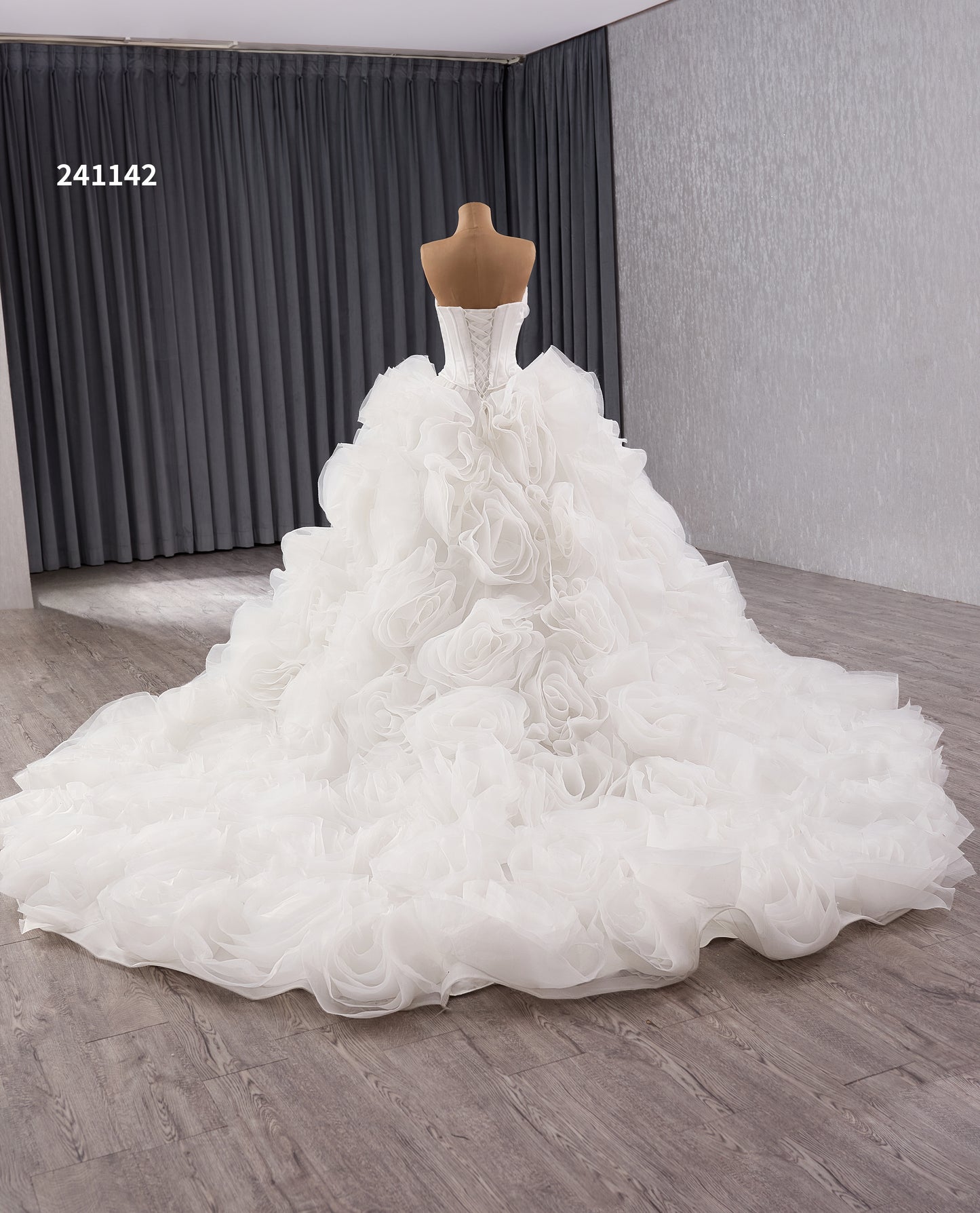 Organza Floral Pleats Wedding Dress for Bridal 241142