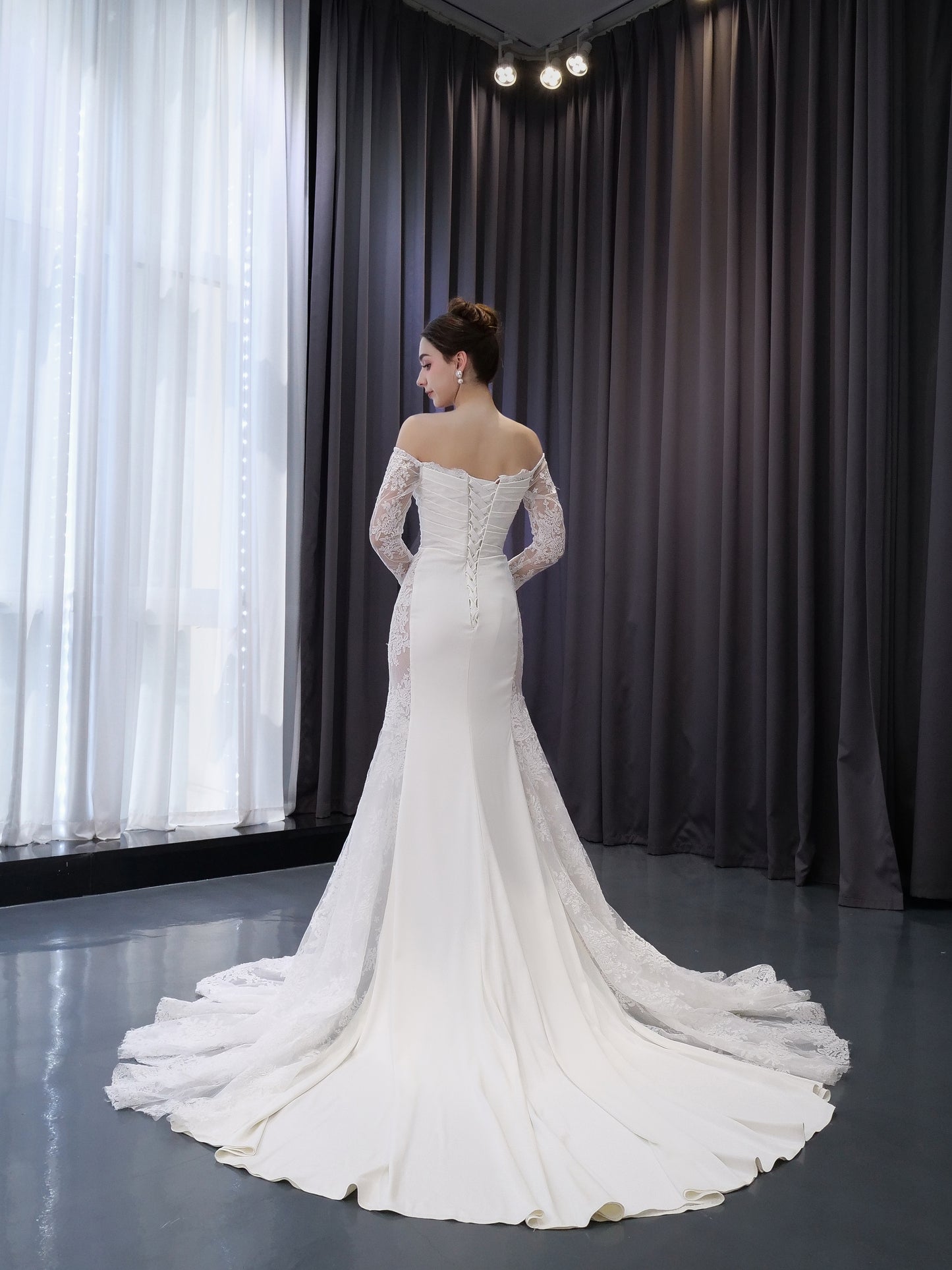 High Quality French Lace Appliques Off the Shoulder Wedding Dress 222242