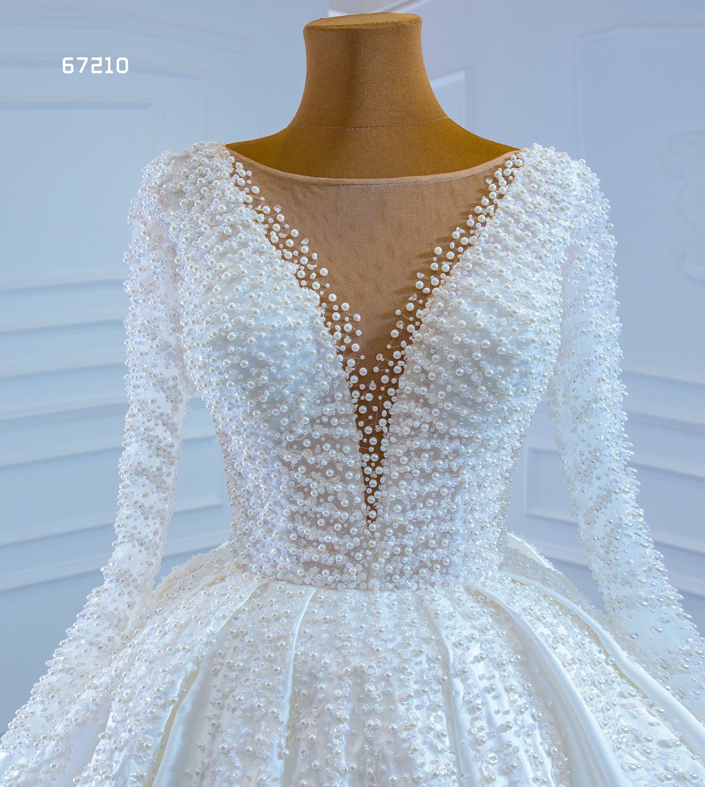 Pearls Deep V Neckline Qualified Wedding Dress 67210