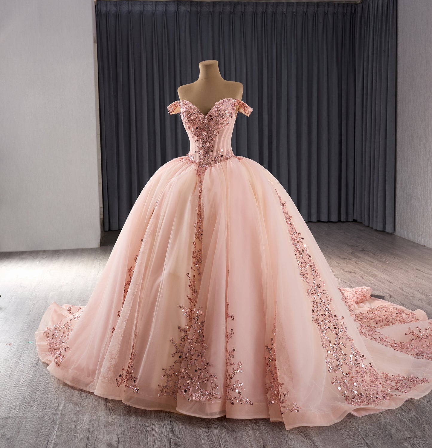 Elegant Off Shoulder Long Train Prom Gown Luxury Quinceanera Dress 241071