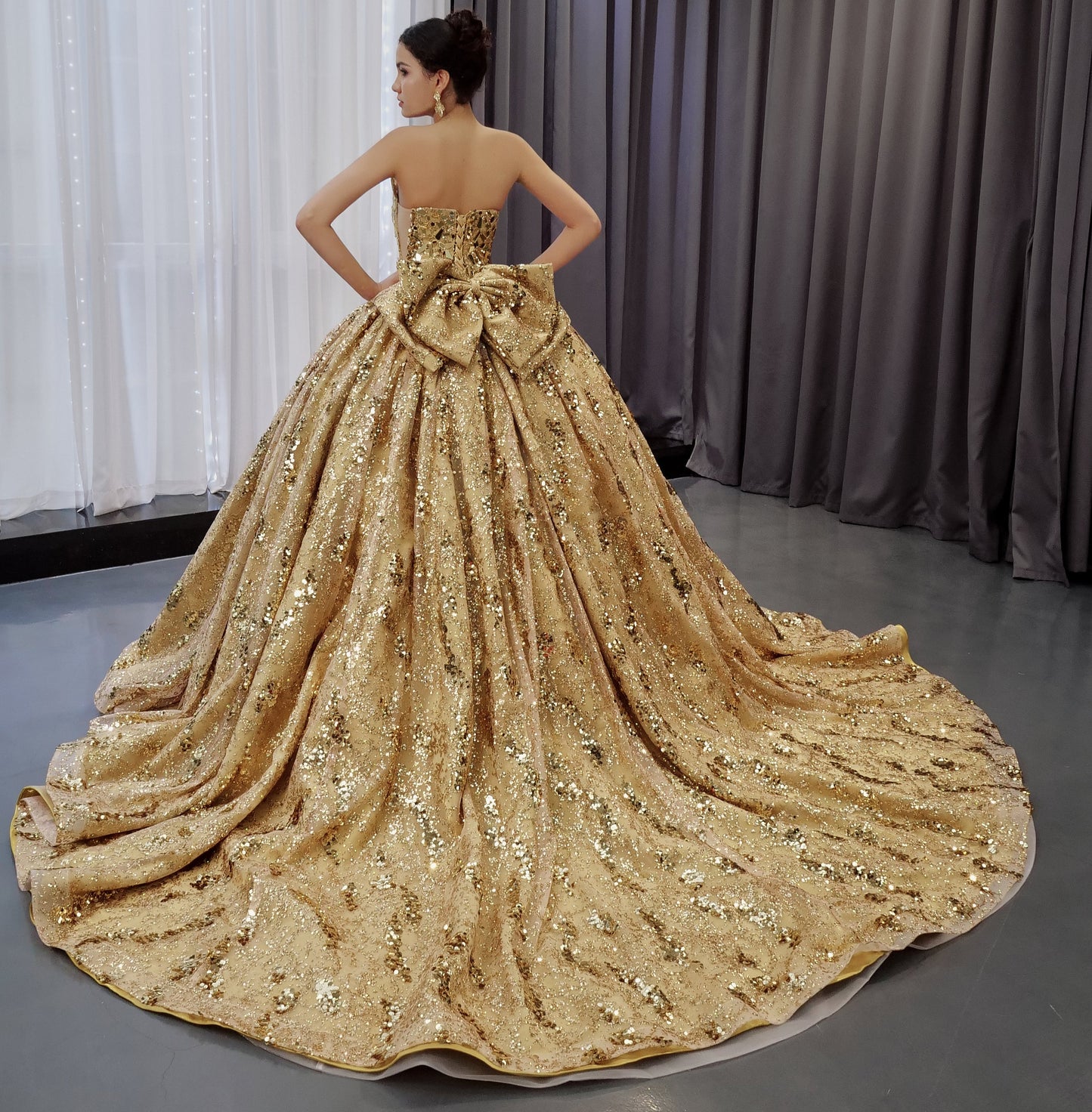 Gold Sequined Pattern Glitterwith Bow Detailes 251009