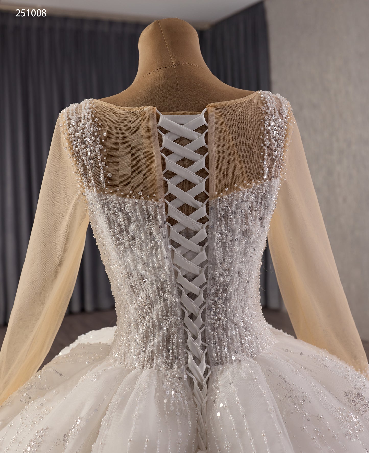 Muslim Design Wedding Dress with Long Sleeves Beading Laces 251008
