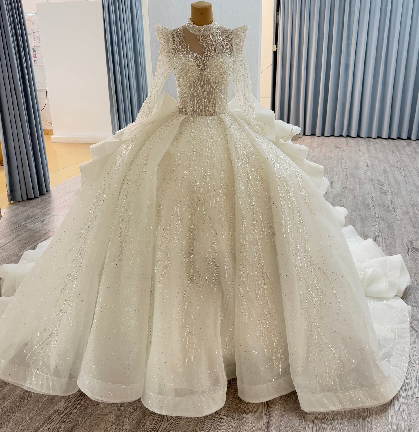 Long Sleeves High Neckline Wedding Gown Bridal Dress 241149